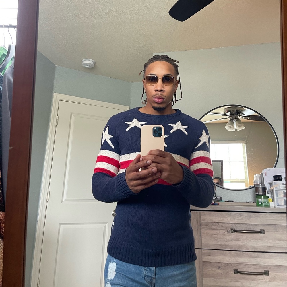 Character Hero, large red white and blue men’s pullover knit sweater